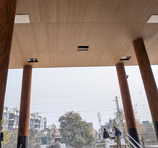 Interior & Exterior Ceilings | WoodAlt WPC Manufacturers